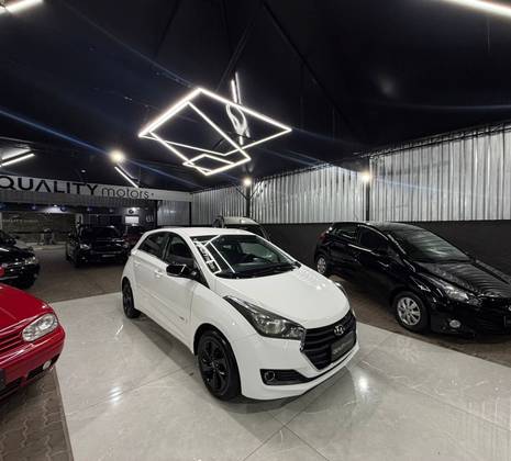 HYUNDAI HB20 1.0 COMFORT PLUS 12V TURBO FLEX 4P MANUAL HYUNDAI HB20 1.0 COMFORT PLUS 12V TURBO FLEX 4P MANUAL